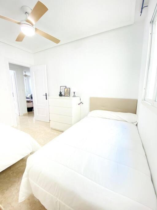 Apartamento Piso Recien Reformado En Centro Garrucha Exterior foto